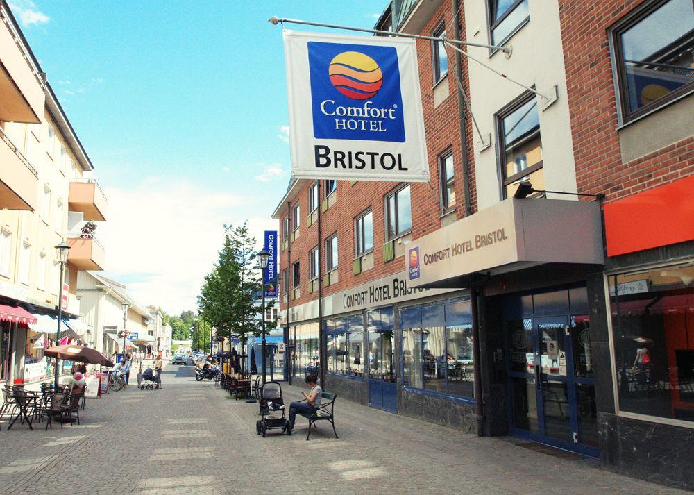 Home Hotel Bristol อาร์วิกา ภายนอก รูปภาพ