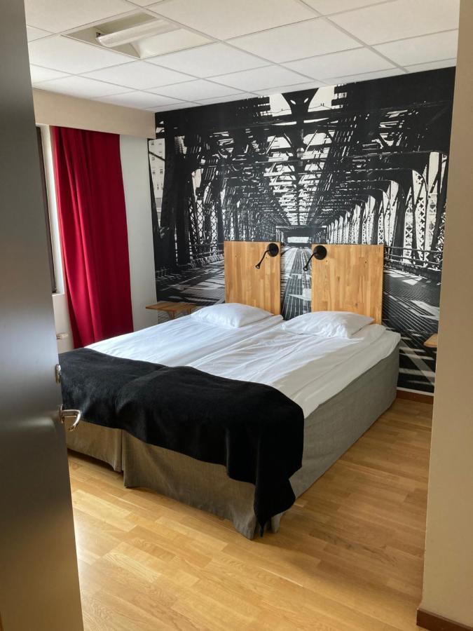 Home Hotel Bristol อาร์วิกา ภายนอก รูปภาพ