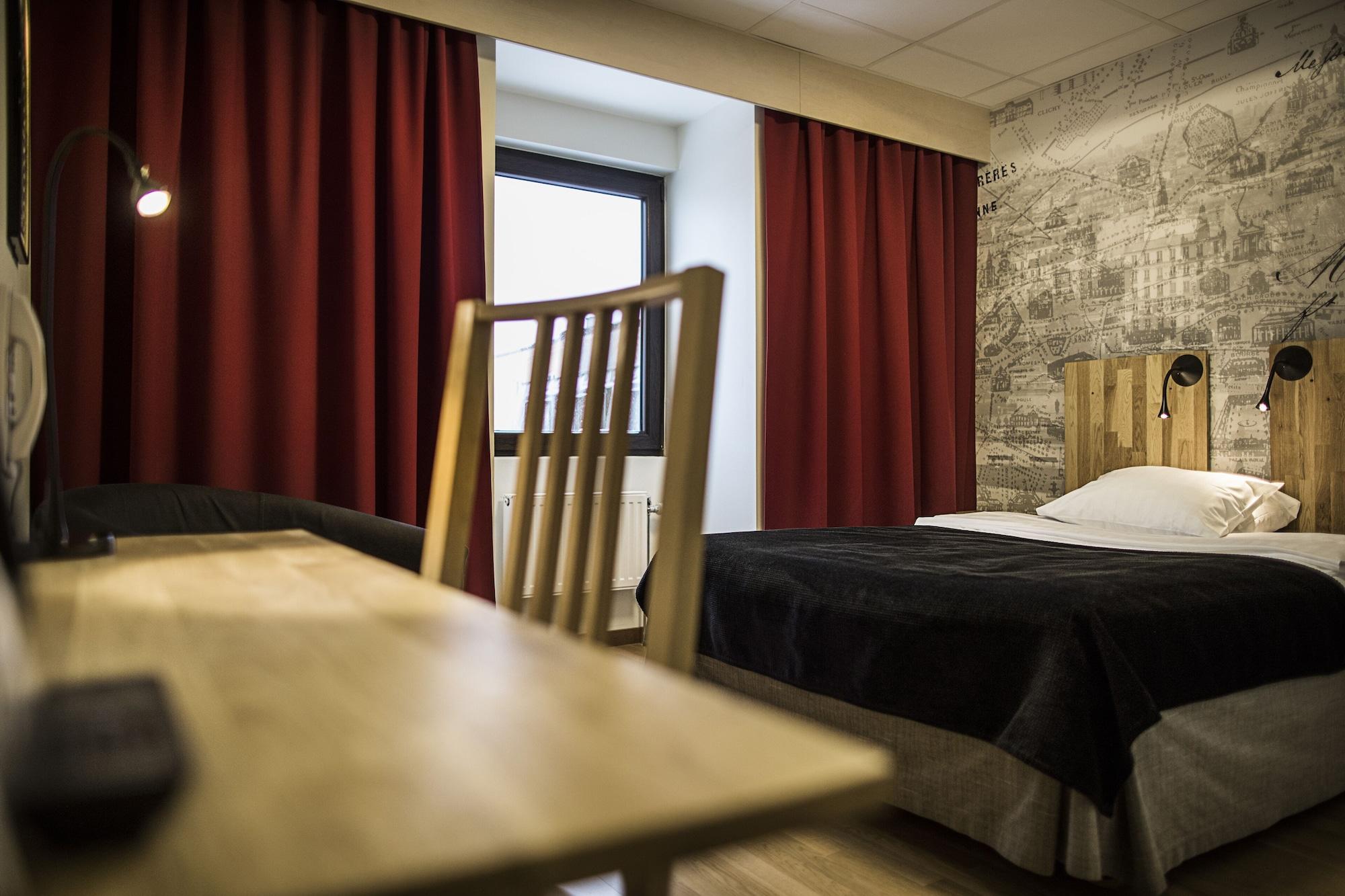 Home Hotel Bristol อาร์วิกา ภายนอก รูปภาพ