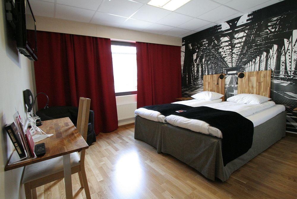 Home Hotel Bristol อาร์วิกา ห้อง รูปภาพ