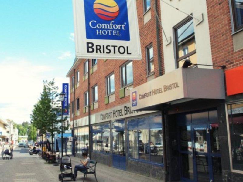 Home Hotel Bristol อาร์วิกา ภายนอก รูปภาพ