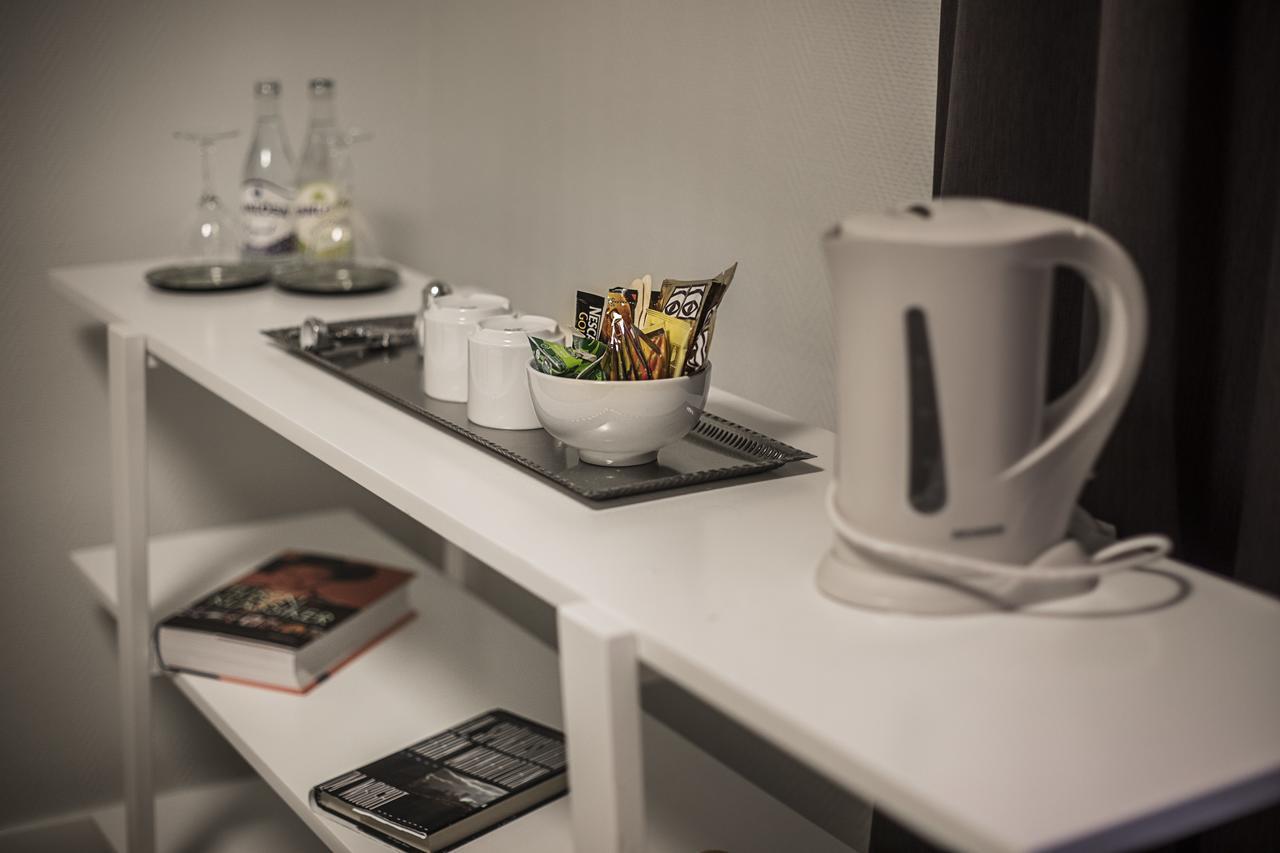 Home Hotel Bristol อาร์วิกา ภายนอก รูปภาพ